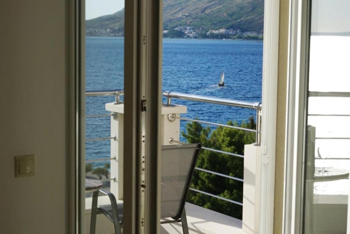 Villa Mateo&Andrea**** Omiš Buitenkant foto